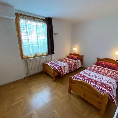 Appartement Domus Alpina *